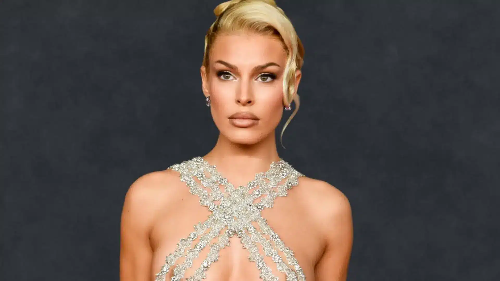 Jessica Goicoechea estrena soltería a lo grande: fotos prohibidas en Ibiza 1 Merca2.es Jessica Goicoechea Merca2.es