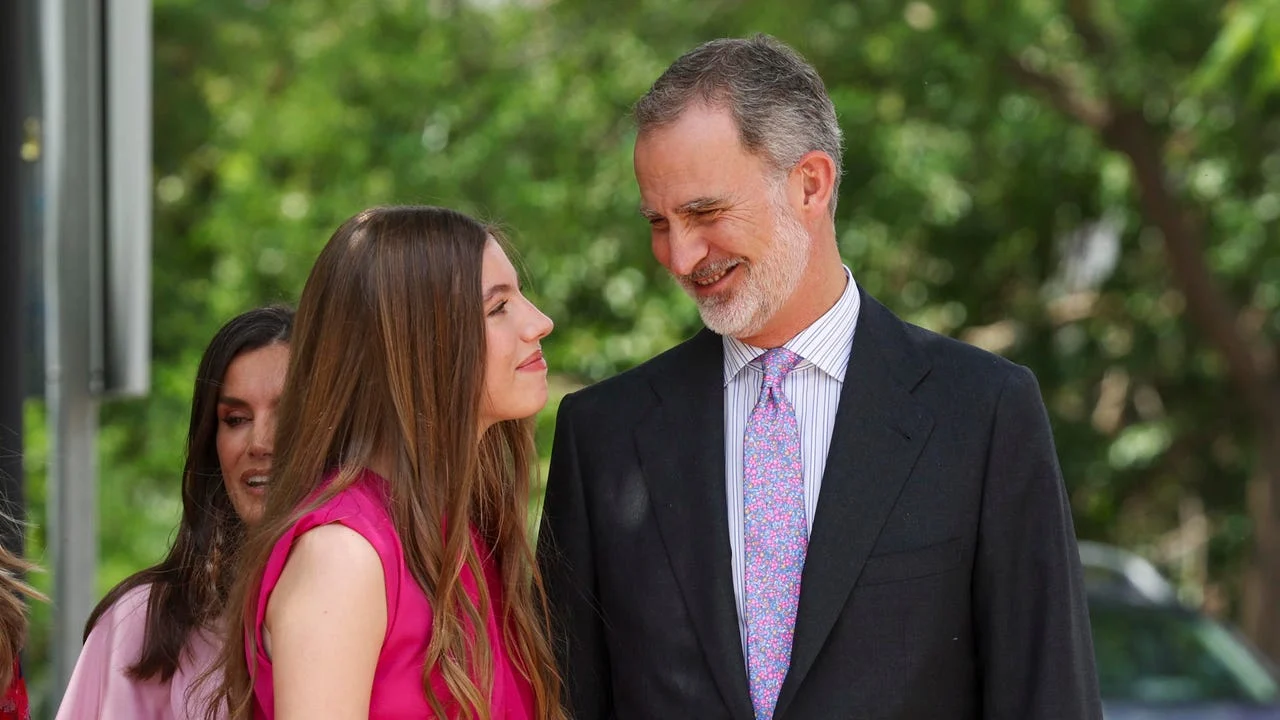 Según Pilar Eyre, la infanta Sofía, bajo la influencia de Letizia, ya tiene claro lo que va a estudiar
