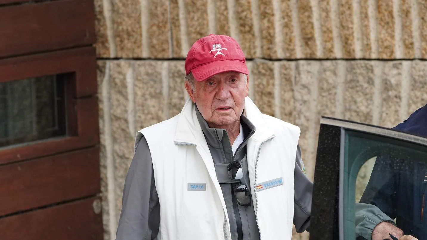 La nueva visita de Juan Carlos a Galicia, marcada por supuestas humillaciones de guardias civiles