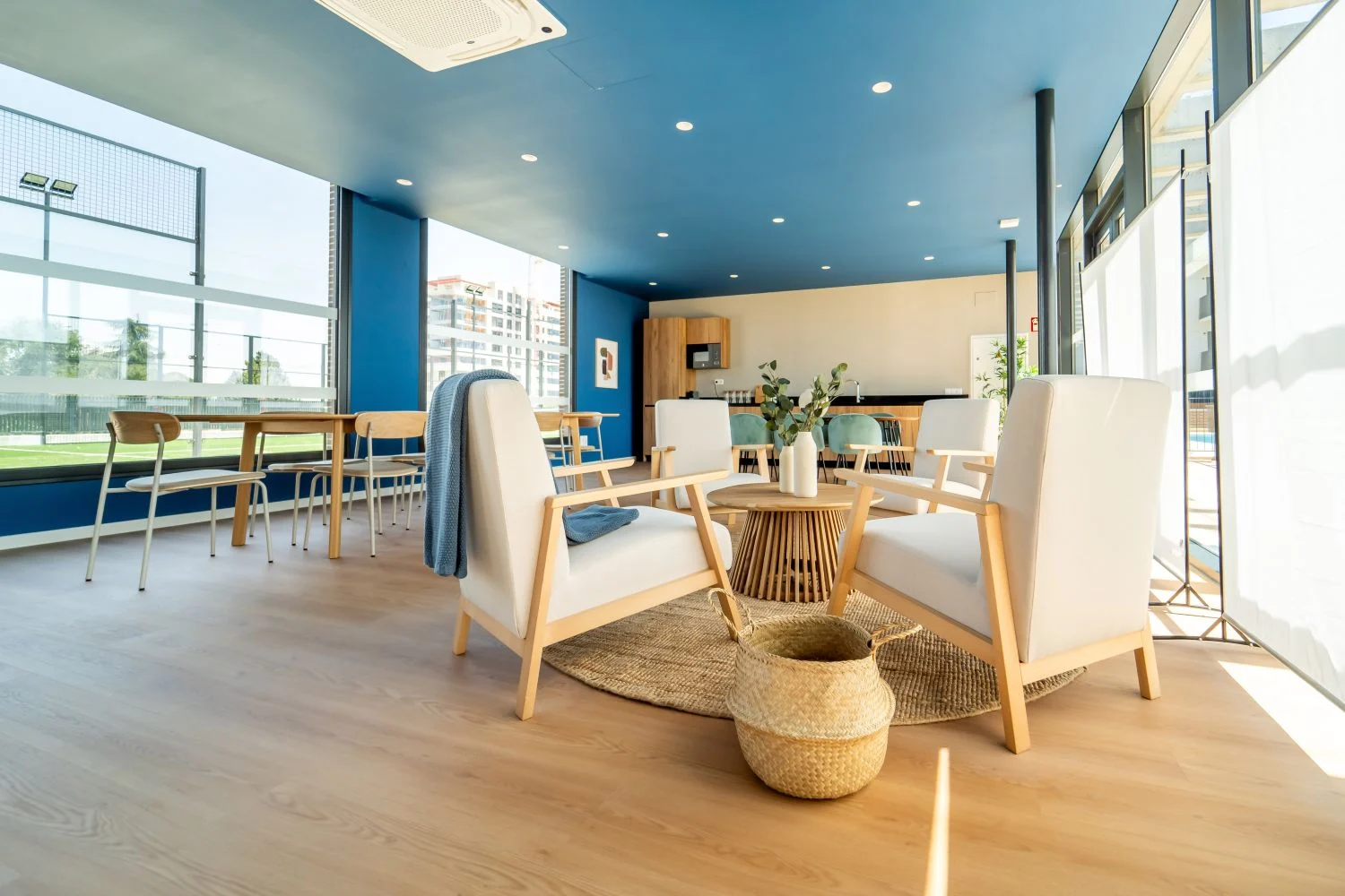 AEDAS Homes entrega a Brisa una promoción de viviendas destinada al alquiler en Alcalá de Henares, Madrid