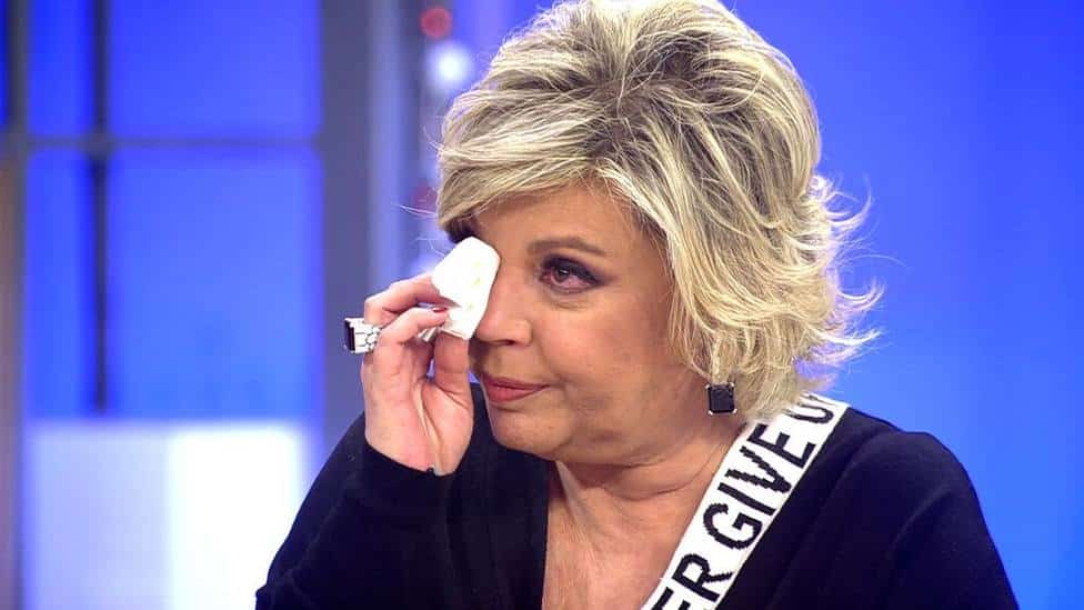Terelu Campos llora