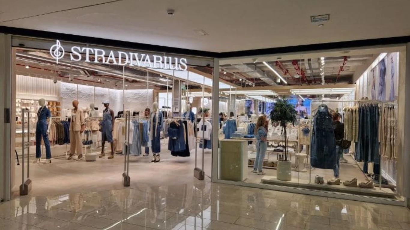 Este conjunto de Stradivarius es la clave para un otoño con estilo, ¡y solo por 65 euros!