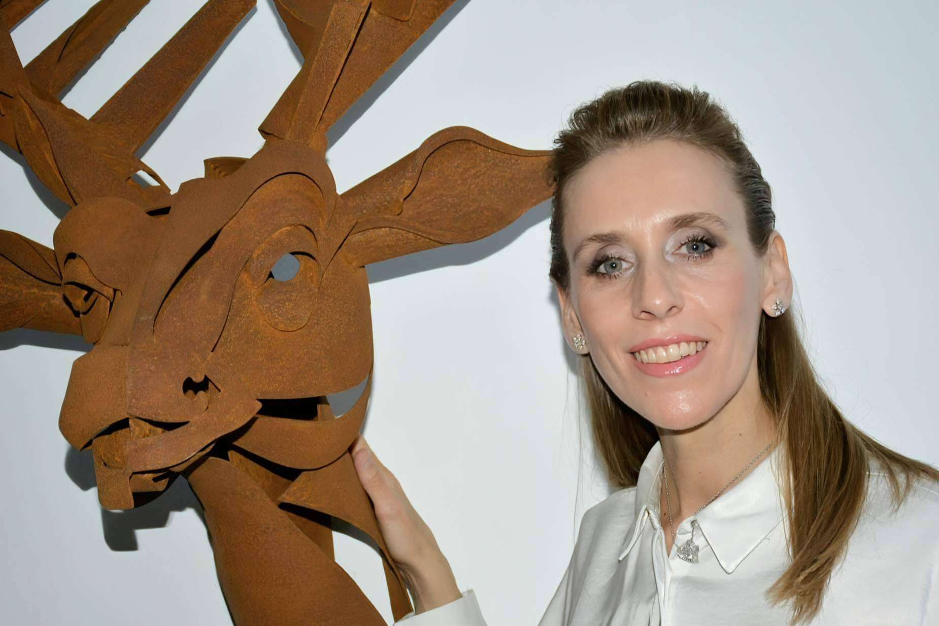 La Fuerza del Acero; Mónica Calzada y su salvaje colección de Fieras de Fierro