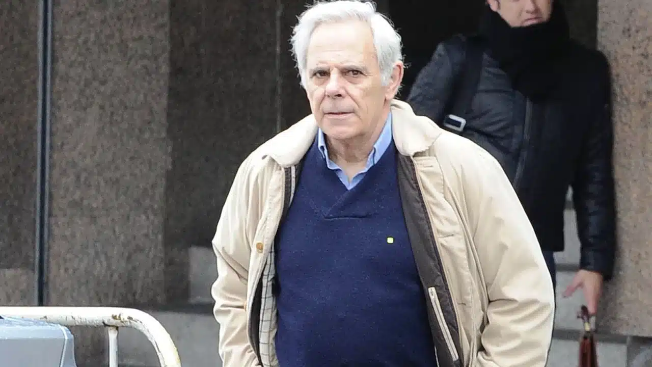 La muerte de Jimmy Giménez-Arnau hunde a los colaboradores del nuevo Sálvame 1 Merca2.es Jimmy Giménez-Arnau
