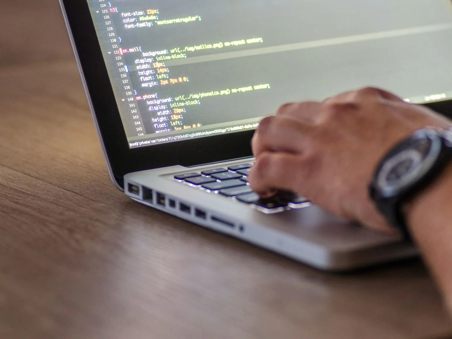 Sesa amplía su imperio tecnológico al adquirir el 100% de Boot Systems y LBS Serveis
