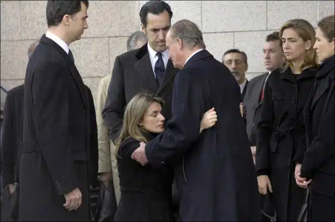 El día que Juan Carlos humilló a la reina Letizia 1 Merca2.es reina letizia rey juan carlos Merca2.es