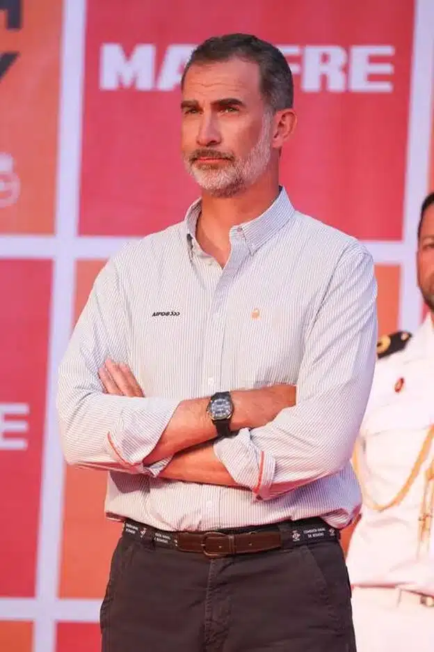 Felipe VI presume de su gusto por los relojes: de los 4.000 euros al básico de 150 euros agotadísimo 3 Merca2.es Felipe VI