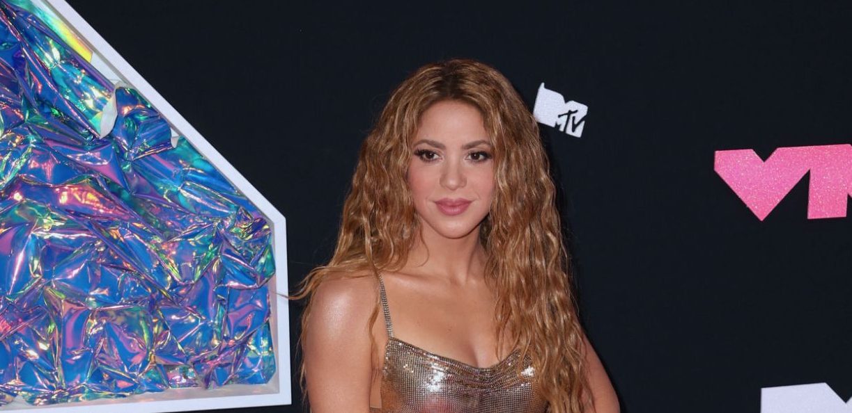 Shakira busca restregar a Piqué un nuevo amor