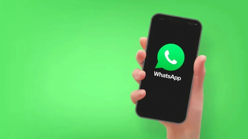 ¿Es cierto que WhatsApp avisa cuando te hacen una captura de pantalla de tus estados o de fotos autodestructoras? 1 Merca2.es WhatsApp captura