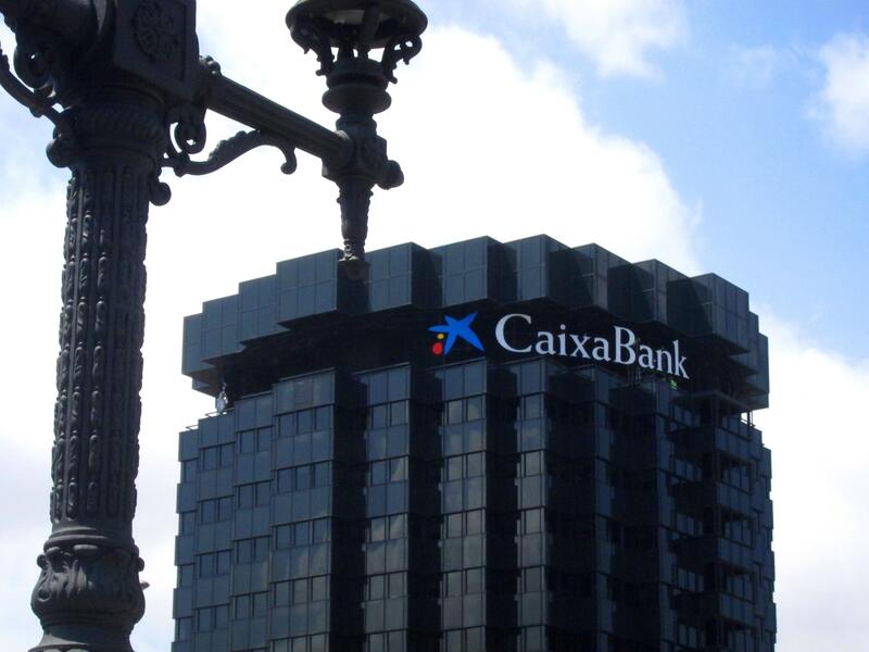 CaixaBank completa el 54,5% de su programa de recompra de acciones en la undécima semana