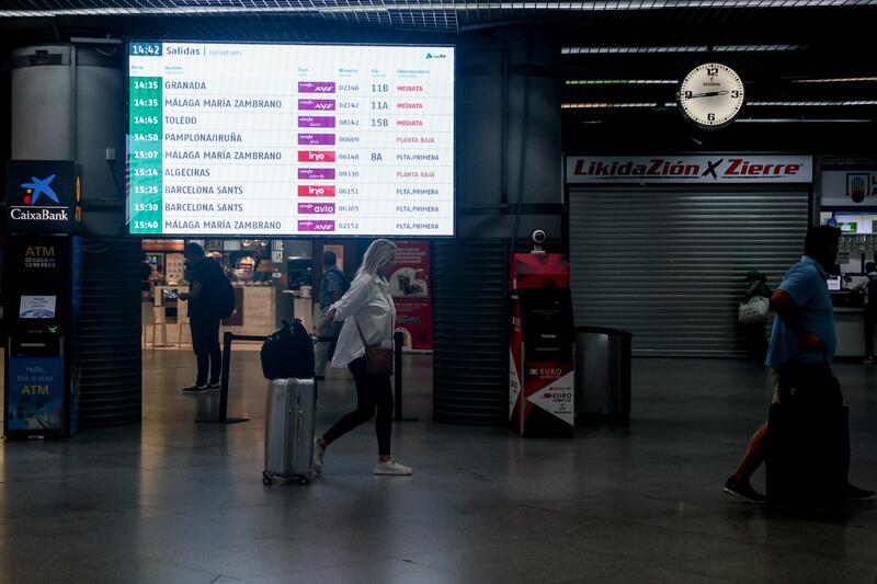 Aumento espectacular en el transporte ferroviario: los pasajeros de alta velocidad crecen un 25,7% y los de media distancia un 27,2% en agosto