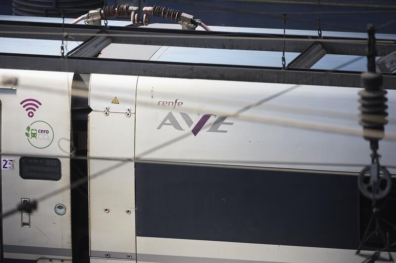 Renfe lanzará un nuevo AVE internacional que conectará Barcelona y Toulouse en el segundo trimestre de 2025