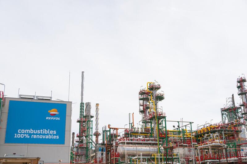 Repsol invierte 500 millones en España para impulsar su apuesta por los combustibles 100% renovables