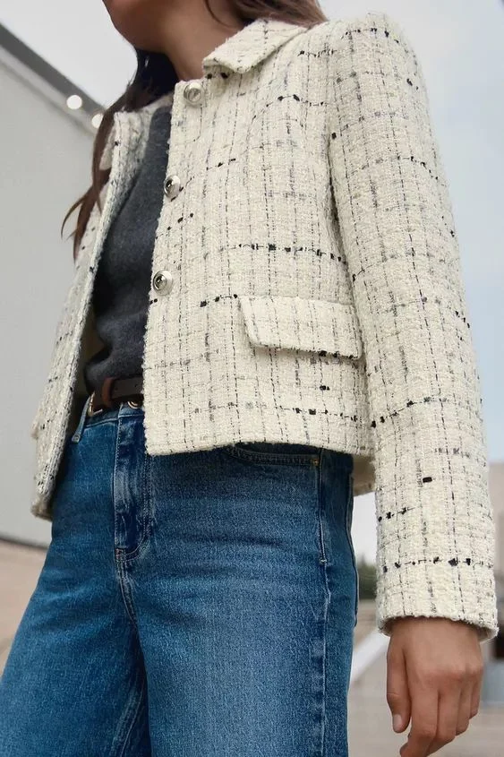 BLAZER CORTA ESTRUCTURA