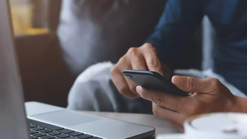 Desactiva ahora mismo esta opción de tu móvil Android que graba y escucha todo lo que dices 1 Merca2.es Android opción