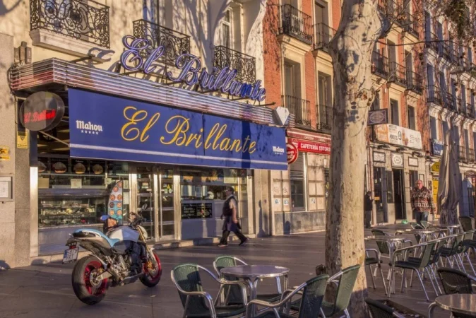 Historia detrás del mítico bar de Madrid El Brillante