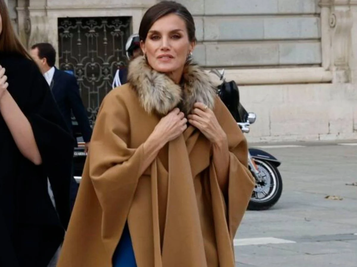 Dile adiós a los abrigos en otoño con estas 5 capas elegantes disponibles en El Corte Inglés y Zara