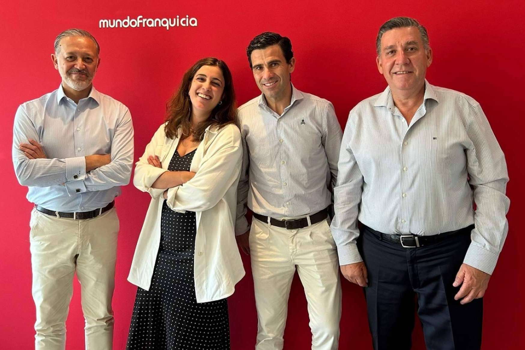 mundoFranquicia y Global Certification Bureau firman un acuerdo para ayudar a las franquicias a mejorar su productividad