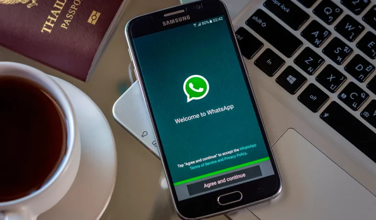 Pareja WhatsApp