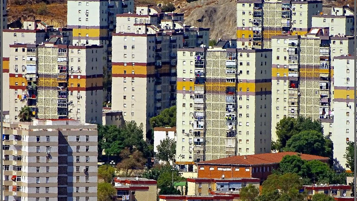 MEDIDAS PARA COMBATIR LA POBREZA EN ESPAÑA