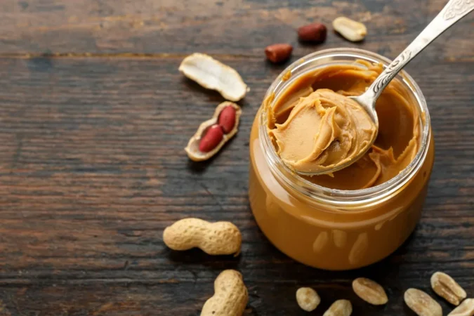 Ingredientes sencillos y nutritivos del  chocolate vegano 