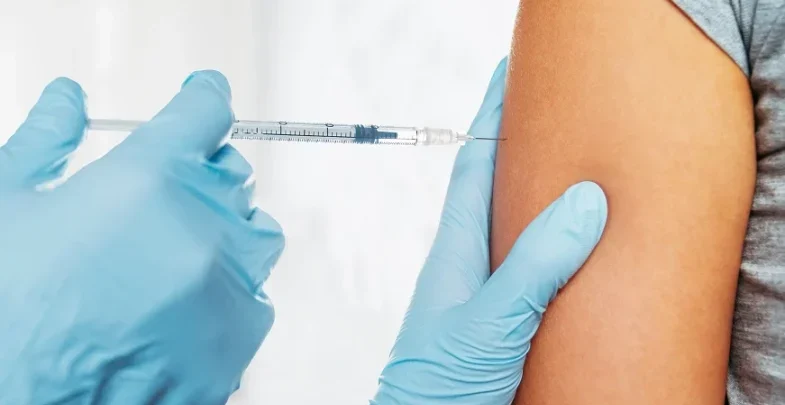 Vacunarte contra la gripe es urgente si perteneces a este grupo