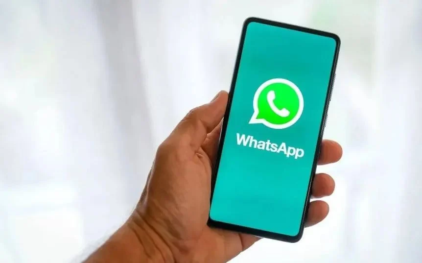 WhatsApp ajuste