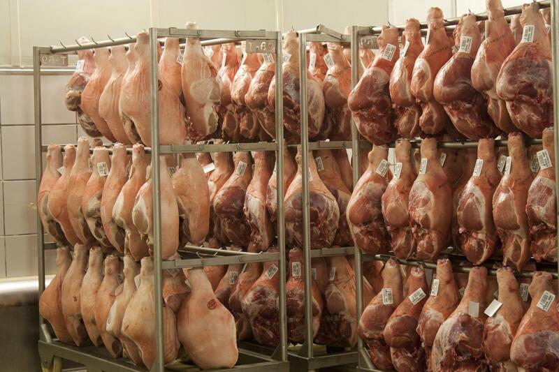 Los sindicatos convocan huelga en la industria cárnica en el mes de diciembre