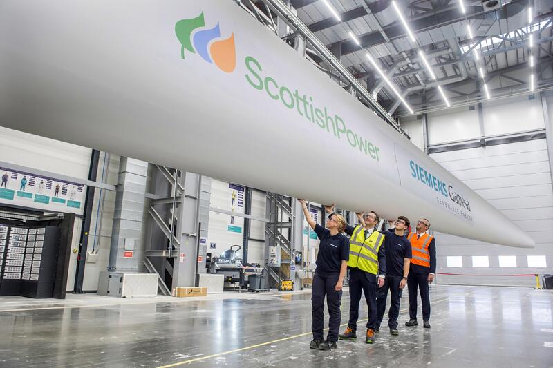Iberdrola y Siemens Gamesa firman un contrato de aerogeneradores marinos de más de 1.200 millones