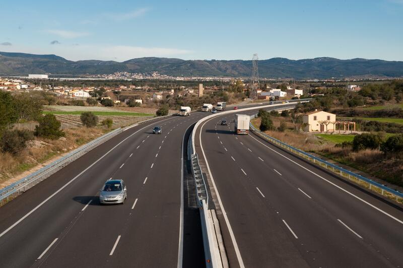 Abertis coloca una emisión de bonos híbridos de 750 millones de euros entre inversores cualificados