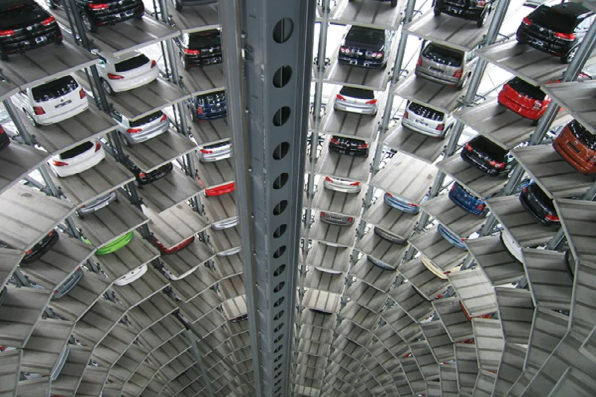 Evaluación de vehículos: cómo determinar el precio de los coches usados en un concesionario