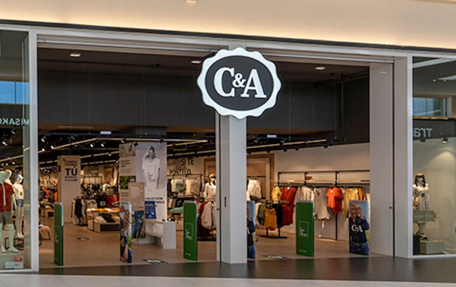 El abrigo calentito de C&A que no querrás dejar de ponerte este invierno