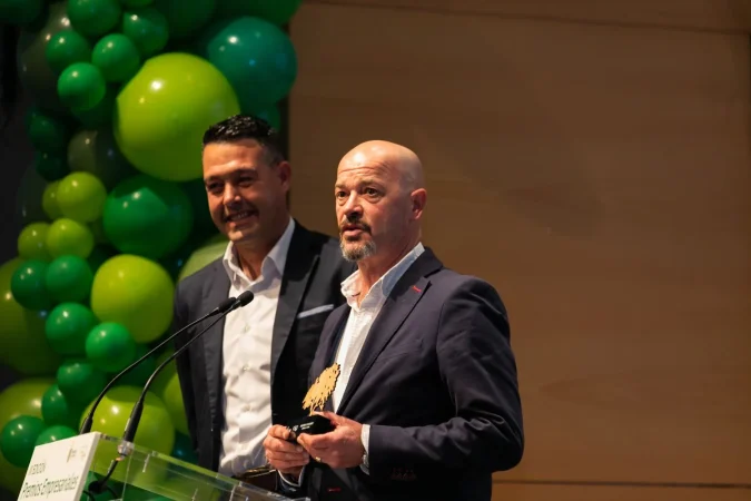 Ángel Hernández y Víctor Núñez (Ben-Car) reciben el Premio Espacio Crecer y Avanzar en Boadilla del Monte 1 Merca2.es Entrega Premios Empresariales Boadilla 239 Merca2.es