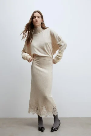 Falda midi detalle