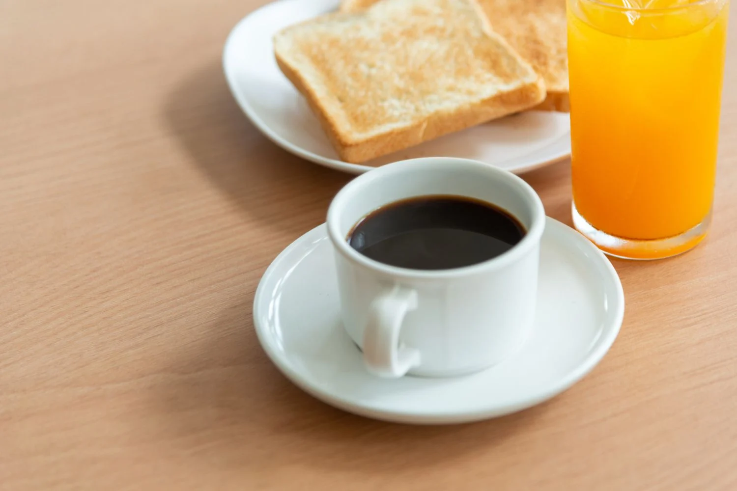 La vitamina que el cuerpo no absorbe si la tomas antes o después del café