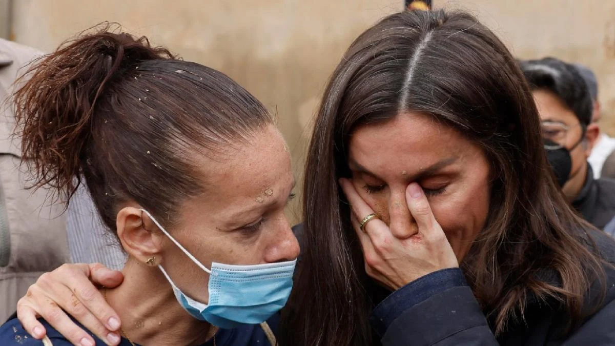 Los medios franceses ponen el foco en Felipe y Letizia y se hacen una pregunta