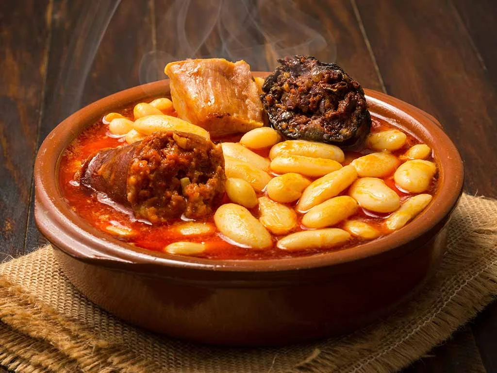 Receta tradicional de la fabada asturiana casera para que te salga como la de un restaurante de Asturias