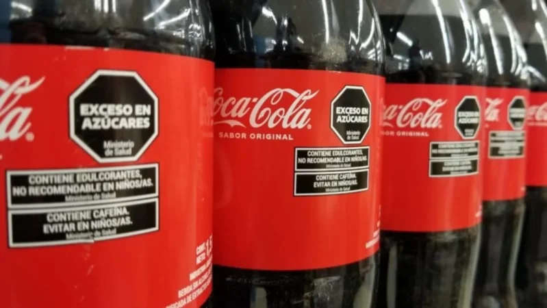 Lo que los colores de los tapones de refresco dicen sobre lo que bebes 18 Merca2.es La importancia del diseño en el etiquetado de bebida