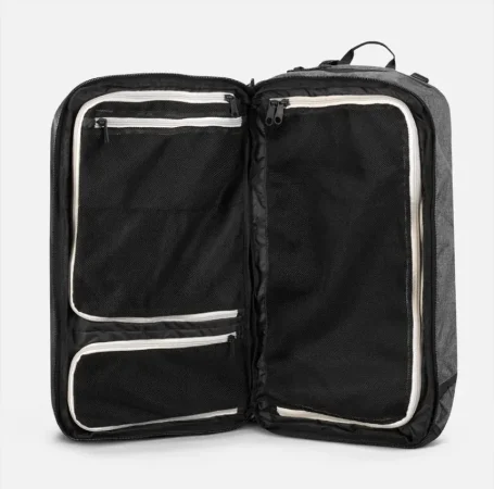 Tu equipaje de mano no volverá a ser un problema gracias a esta magnífica solución de Decathlon 12 Merca2.es Decathlon mochila