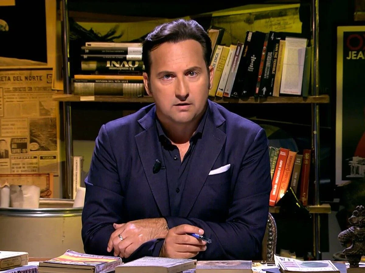 Iker Jiménez analiza su cobertura sobre la DANA tras sufrir un linchamiento
