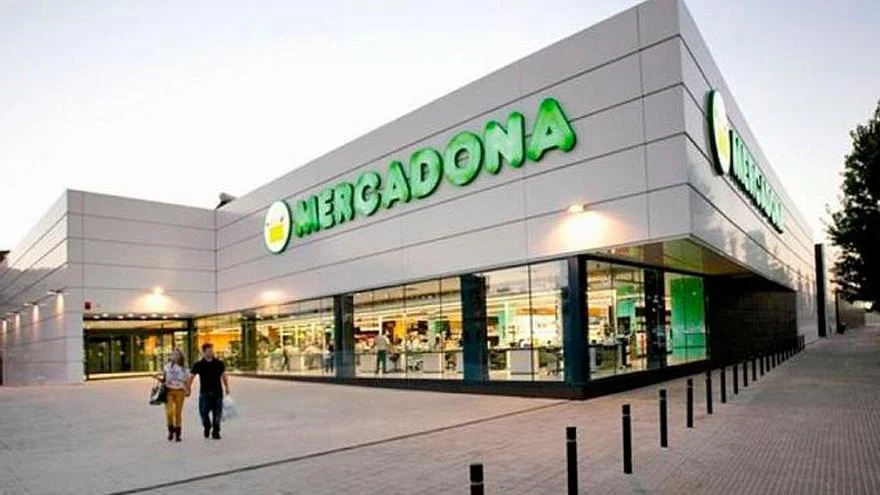 Mercadona tiene el producto más barato y efectivo para dejar la ropa como nueva