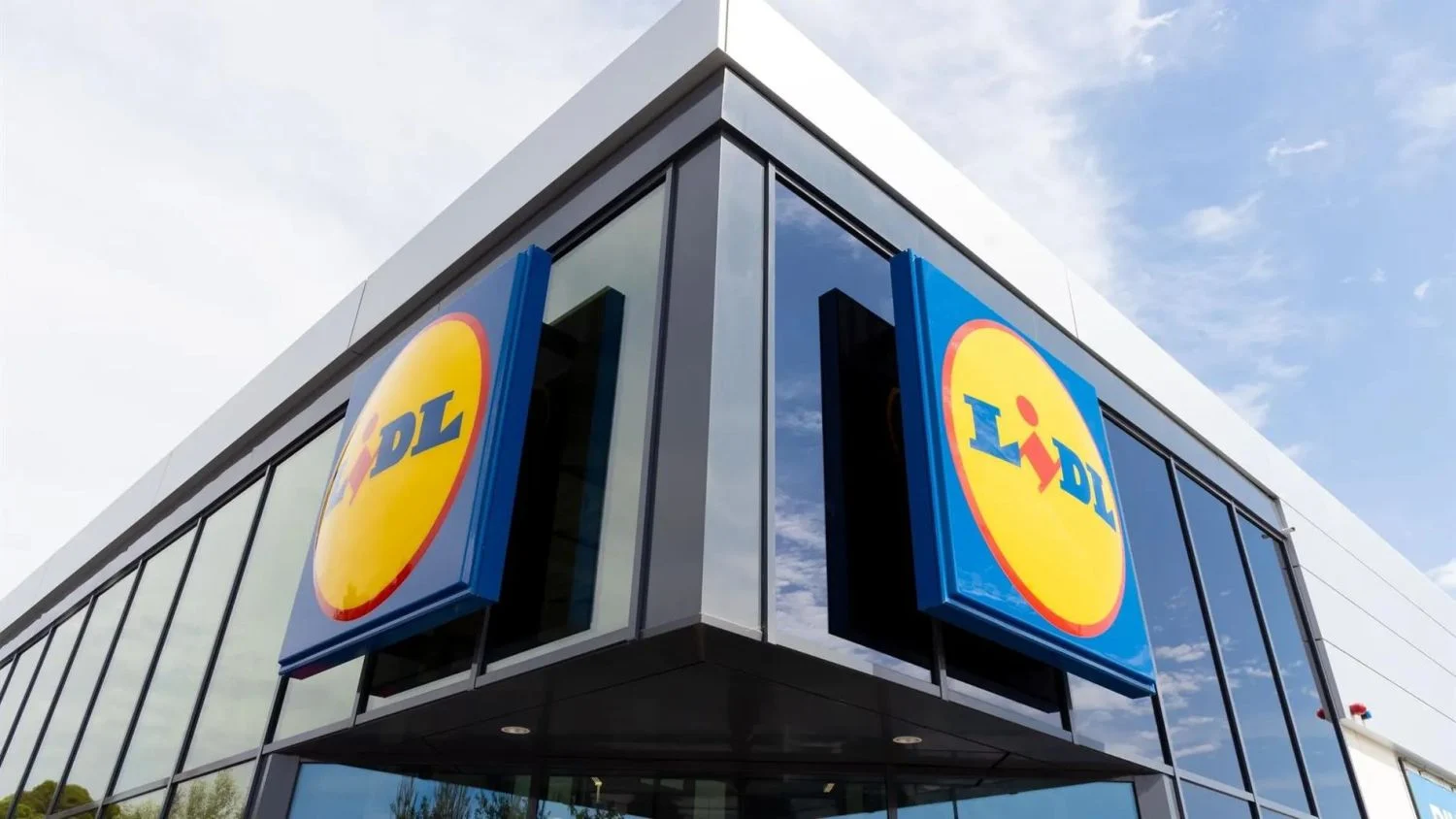 No es de Shein, pero Lidl tiene el dispositivo más barato que deja las uñas con un acabado profesional