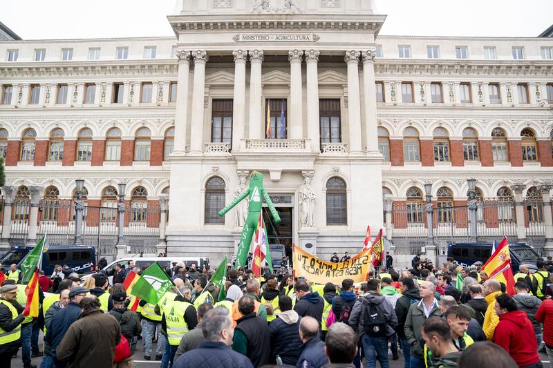 Agricultores y ganaderos vuelven a la calle en Madrid este lunes para protestar por el acuerdo con Mercosur