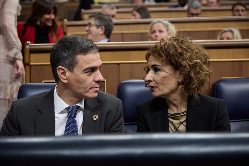 El Gobierno aprueba una nueva tasa energética para 2025 con el compromiso de convertirla en un impuesto