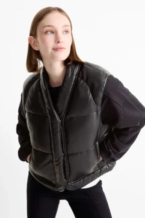 Chaleco acolchado con brillos: elegancia y comodidad para el entretiempo