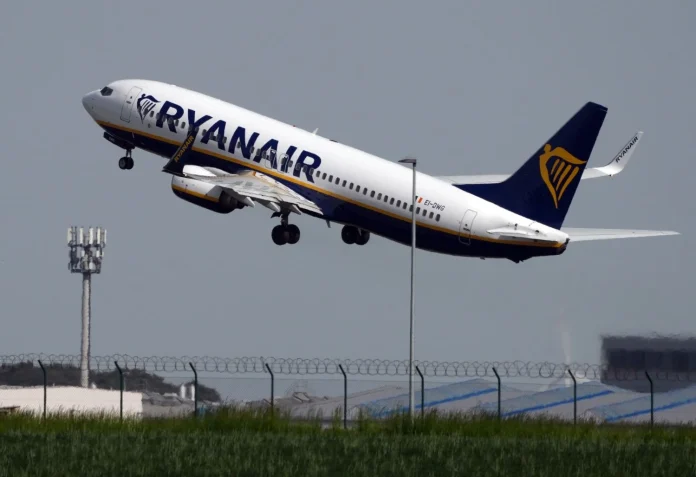 Avión de la low cost RyanAir. Fuente: Agencias
