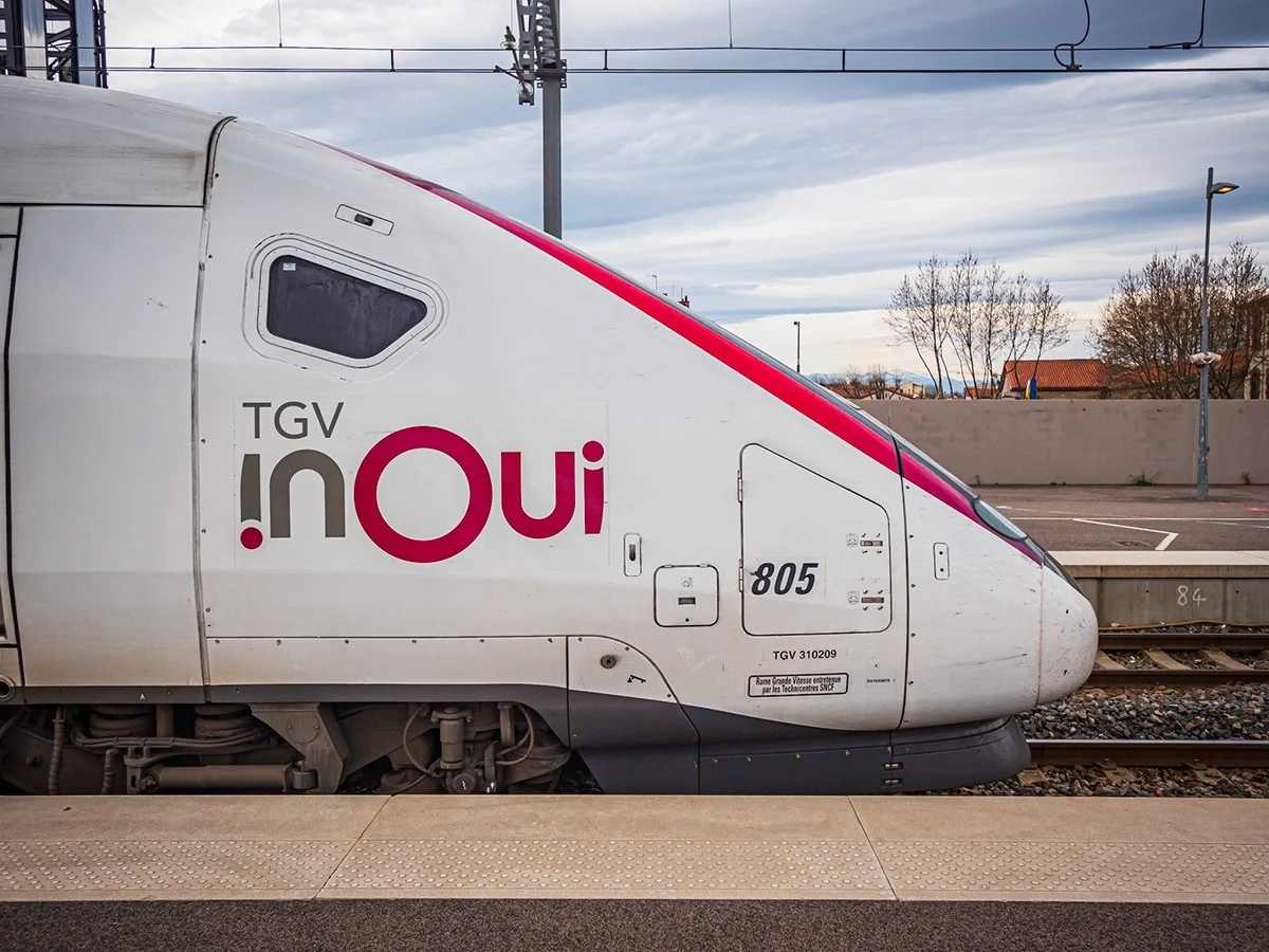 El SNCF rompe récords entre París y Barcelona mientras se mantiene veto a Renfe