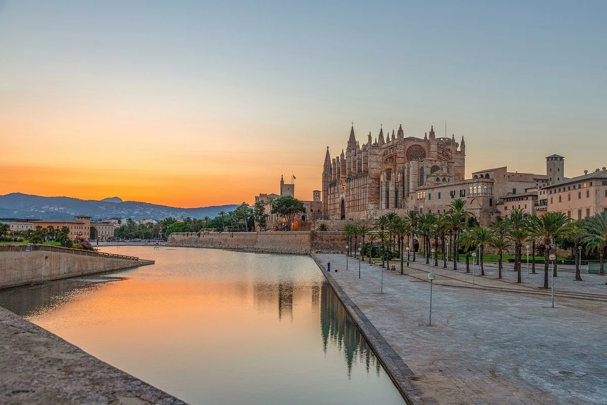 Descubre Mallorca en invierno: naturaleza y aventura más allá del sol y playa