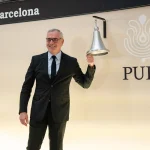 Puig, entre luces y sombras: sube ventas y márgenes pero su deuda escala a 809 millones tras dividendos de junio