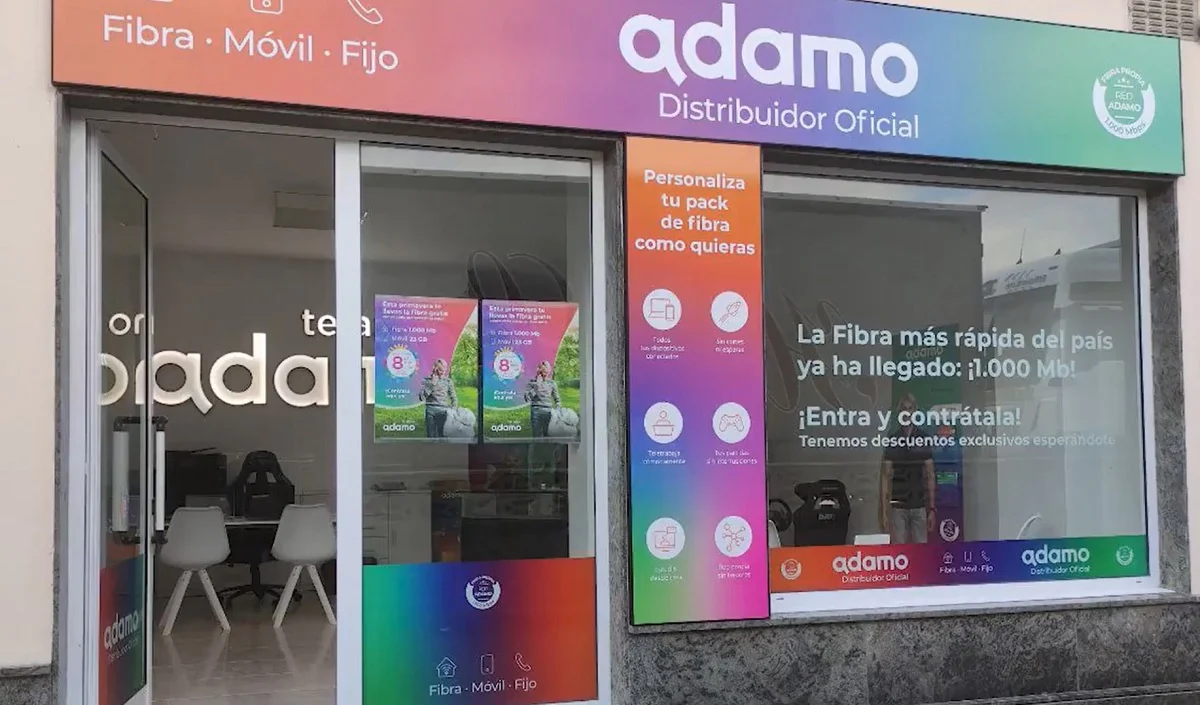 Adamo, Vodafone, Avanza o Microsoft: el marketing ibérico del jamón con chorreras